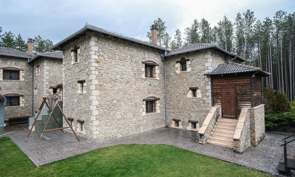 Pindos Resort