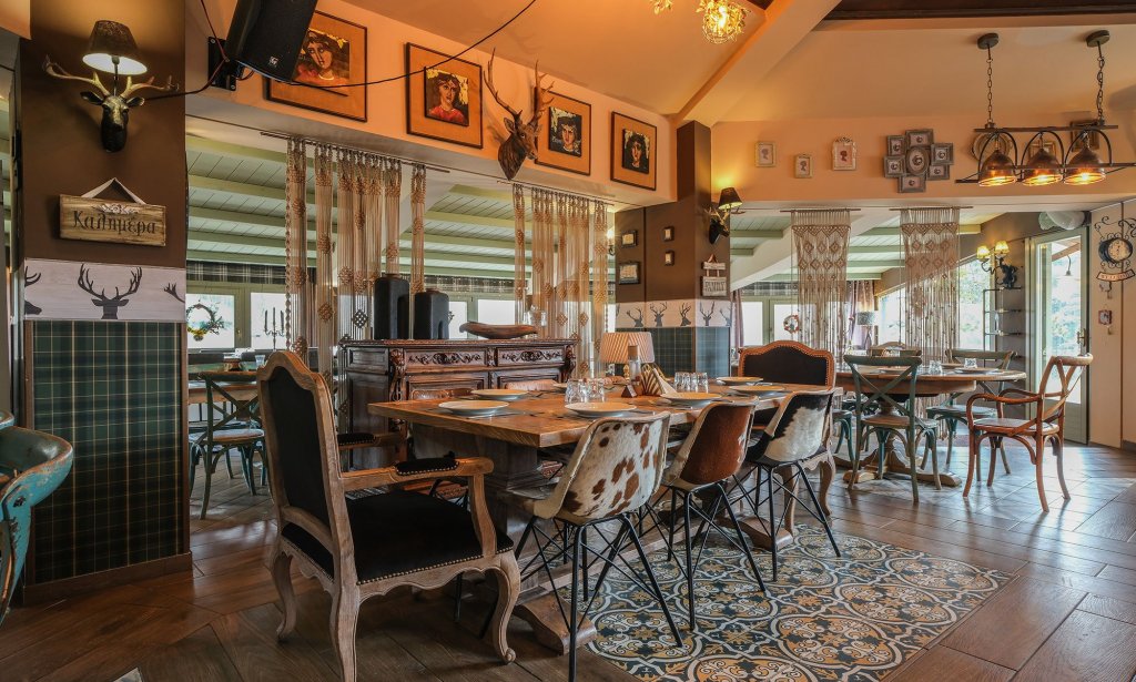 Black Pines Chalet