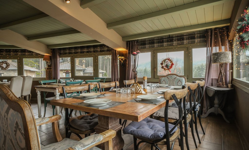 Black Pines Chalet