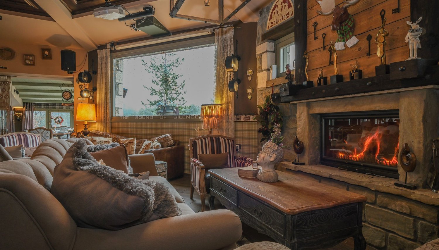Black Pines <br/> CHALET