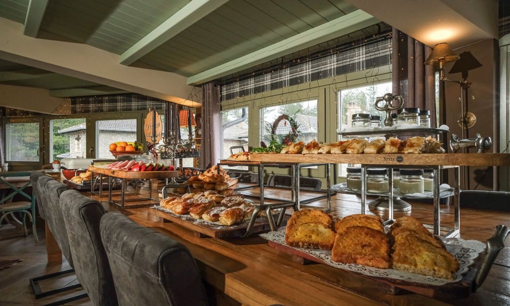 Black Pines Chalet